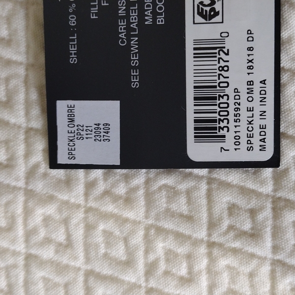 Hudson Park Collection Speckle Ombre Decorative Pillow, 18" x 18" - Picture 4 of 6